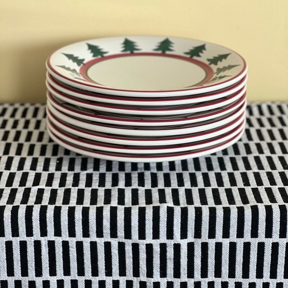 COPY - Vintage pier 1 Xmas tree plates